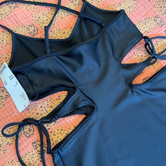 Sold UO Tidal Waves Side-Tie Cutout Mini Dress - Picture 7 of 13